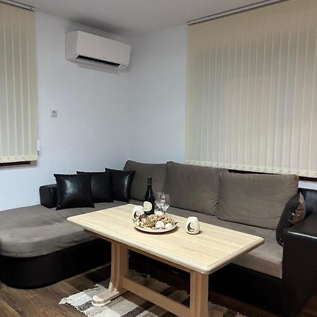 Guest House Tanevi Devin Exterior foto