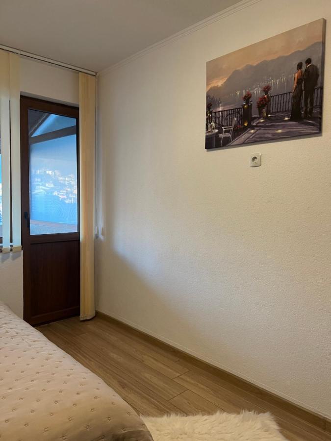 Guest House Tanevi Devin Exterior foto